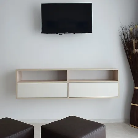 Asi 1 Apartman *