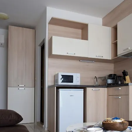 Asi 1 Apartman Obzor